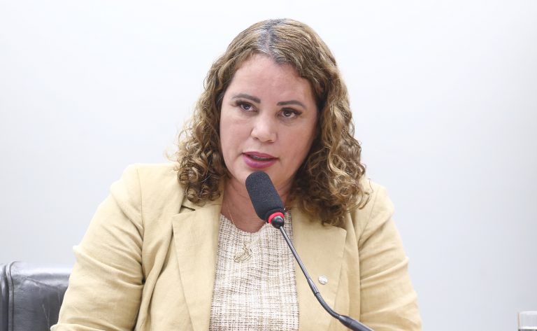 Comissão de Educação da Câmara aprova política nacional de saúde na escola