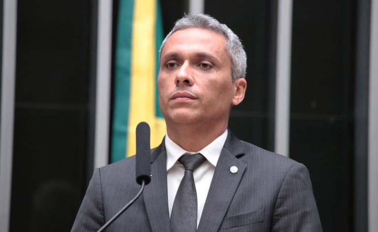 Comissão da Câmara aprova projeto que restringe devolução de bens apreendidos em casos de tráfico de drogas