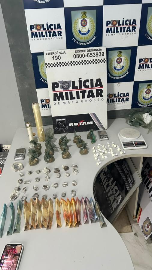 Dupla é presa com mais de 50 porções de drogas em Cuiabá