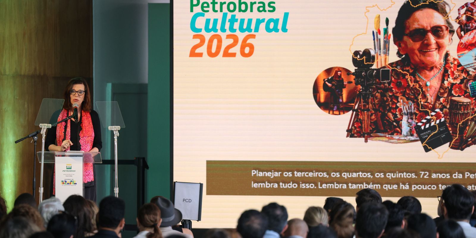 Gasolina da Petrobras deve seguir queda dos preços internacionais