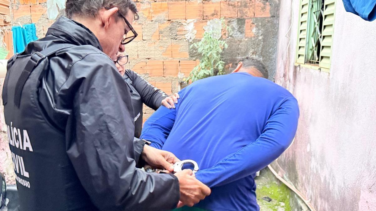 Grupo é detido e motos furtadas de loja são recuperadas