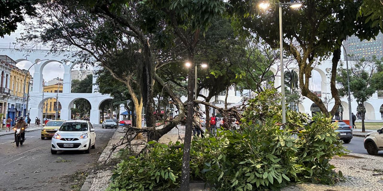 Meteorologistas afirmam ser cedo para ligar ventos fortes ao El Niño