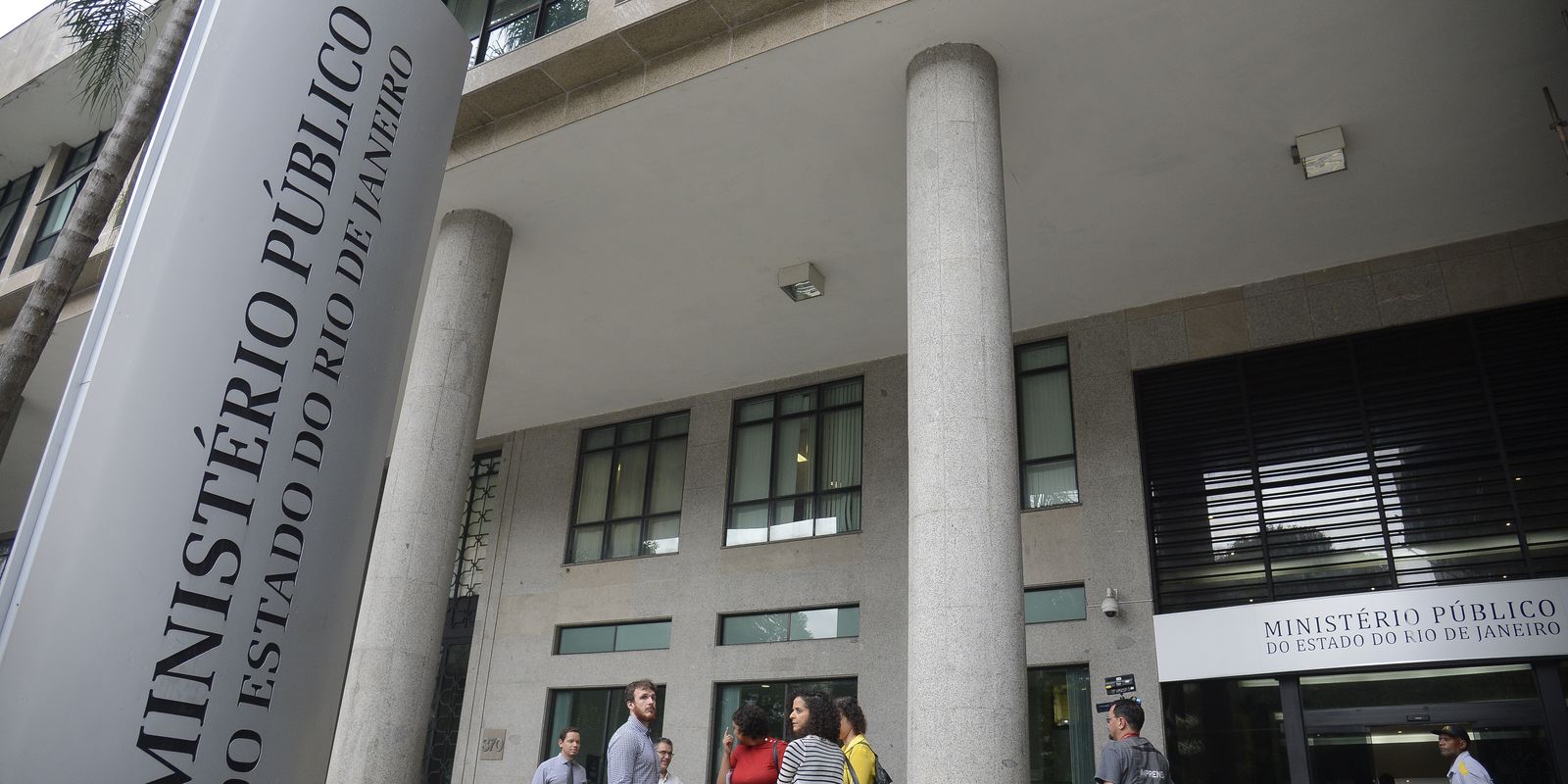 MPRJ debate a aplicação da Lei Antifacção no combate ao crime organizado no Rio