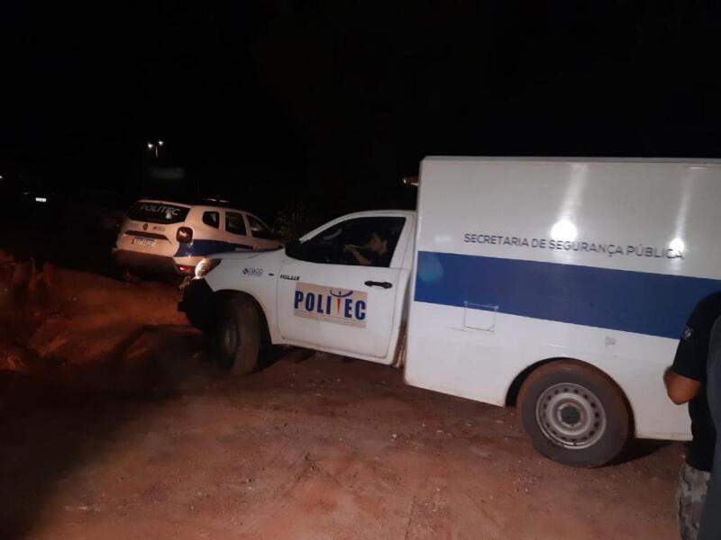Mulher é morta a facadas dentro de bar em MT; suspeito fugiu e é procurado