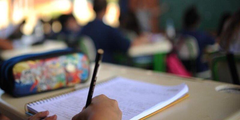 Nova lei obriga ensino sobre violência contra a mulher nas escolas de MT