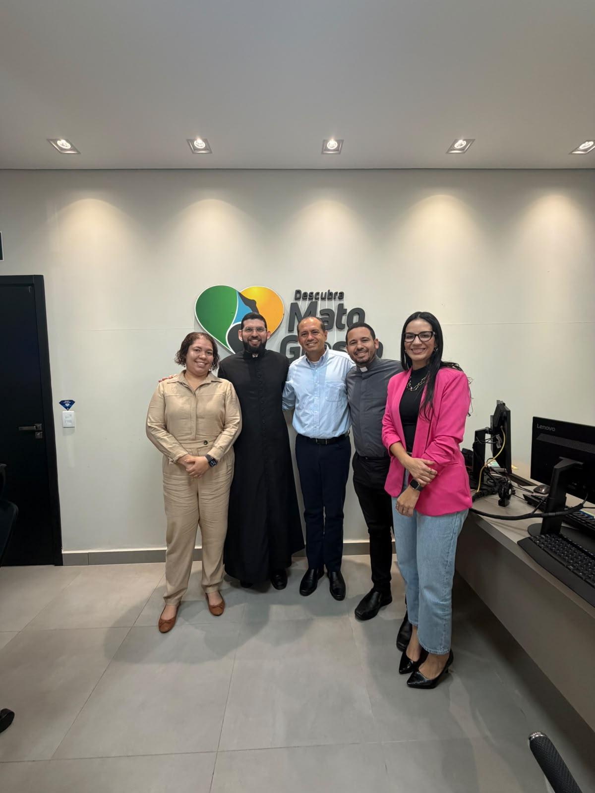 Padre Raul Felipe realiza visita institucional ao secretário Luiz Carlos Nigro na SEDEC