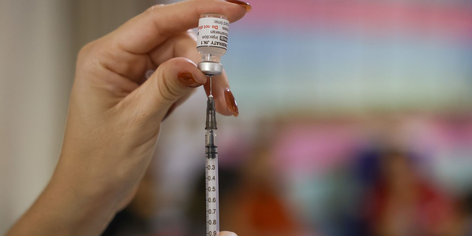 Vacinação HPV reduz prevalência do vírus pela metade entre jovens brasileiros, aponta estudo