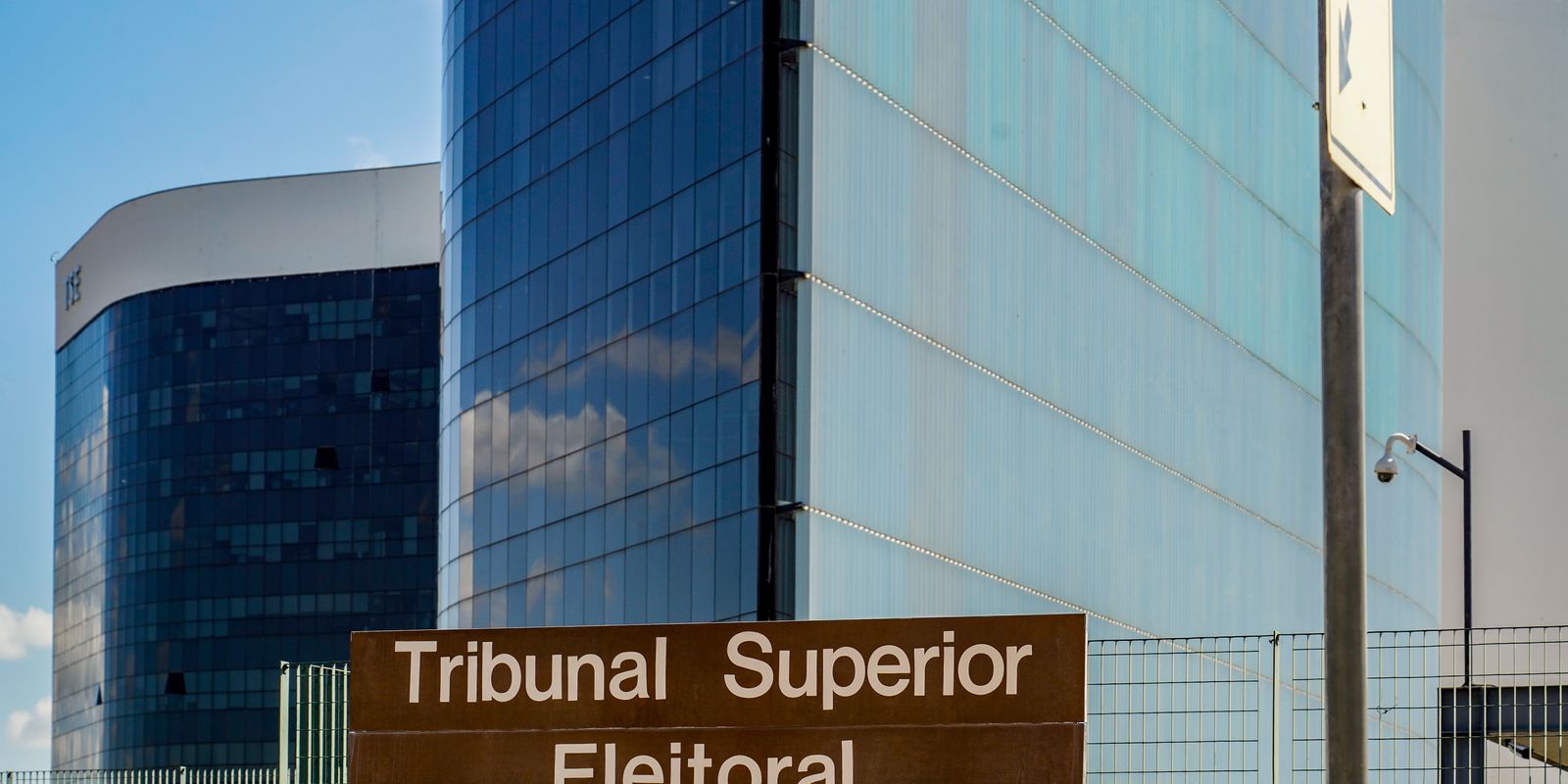 TSE mantém limite de gastos eleitorais para campanha presidencial em R$ 133 milhões