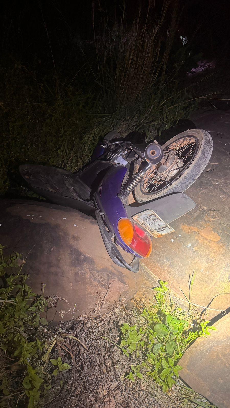 Acidente entre caminhonete e moto na rodovia MT-240 deixa ferido em Diamantino
