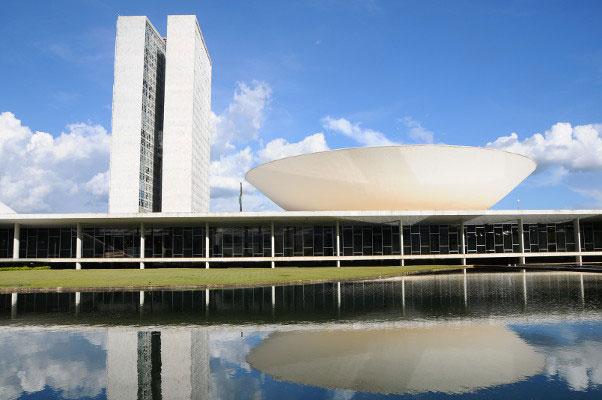 Congresso analisa a Lei de Diretrizes Orçamentárias antes de votar a LOA de 2027