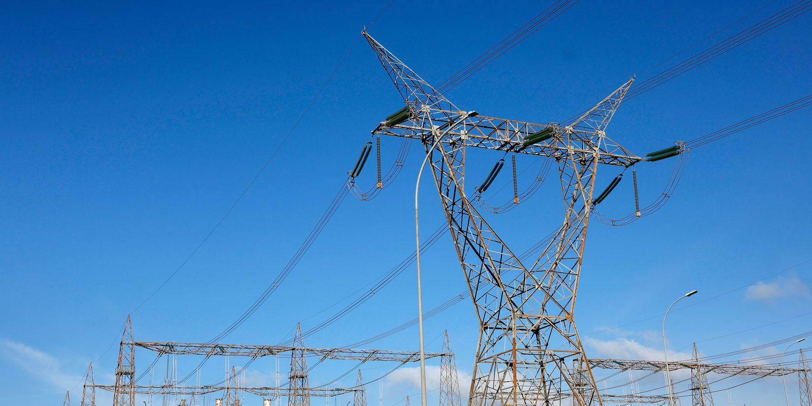 Governo regulamenta o mercado livre de energia para o consumidor