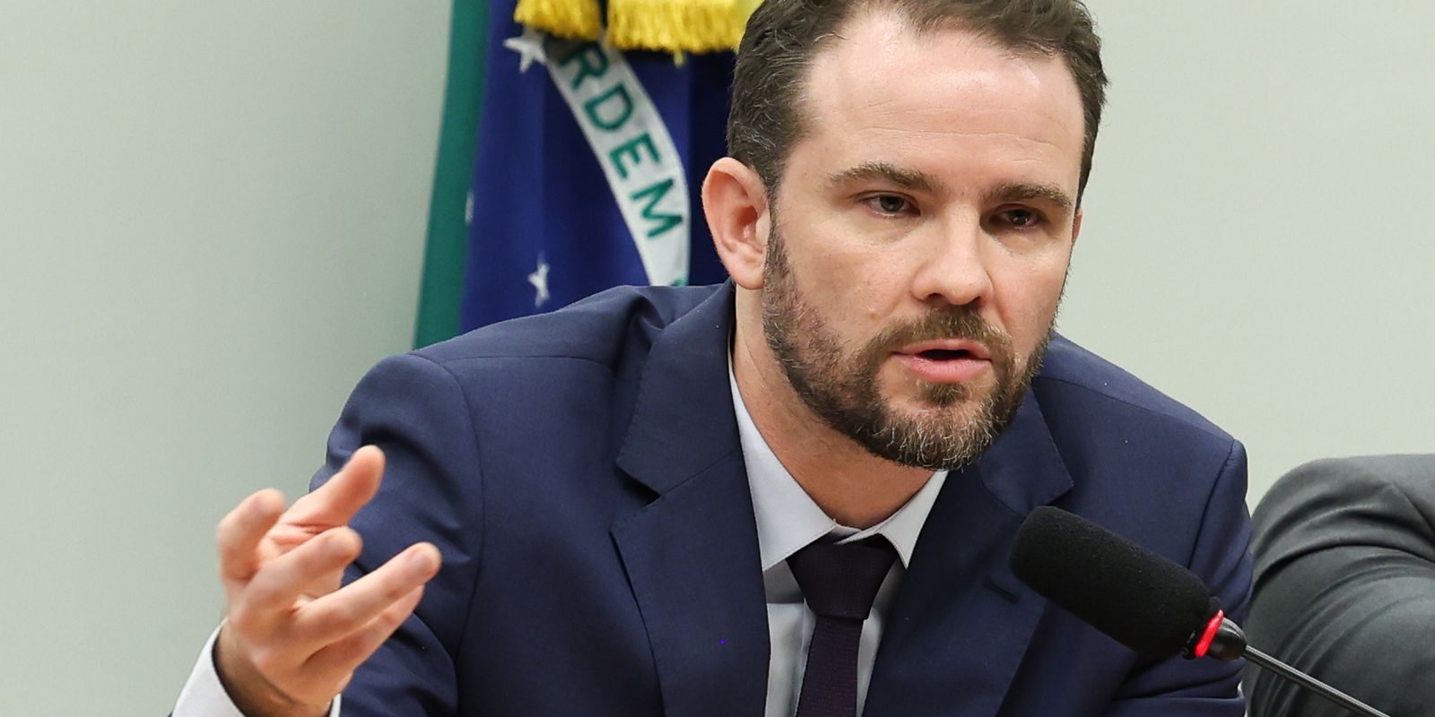 Aumento da dívida pública decorre dos juros e não dos gastos, diz Durigan