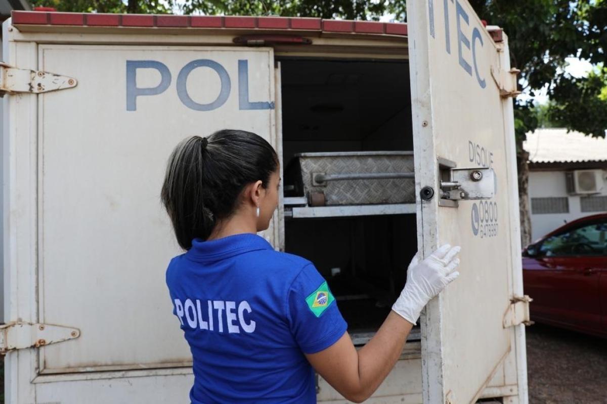 Homem atende chamado no portão e é morto a tiros