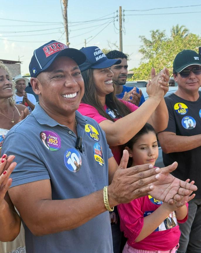 Juca do Guaraná reúne centenas de apoiadores em adesivaço na comunidade de Sangradouro