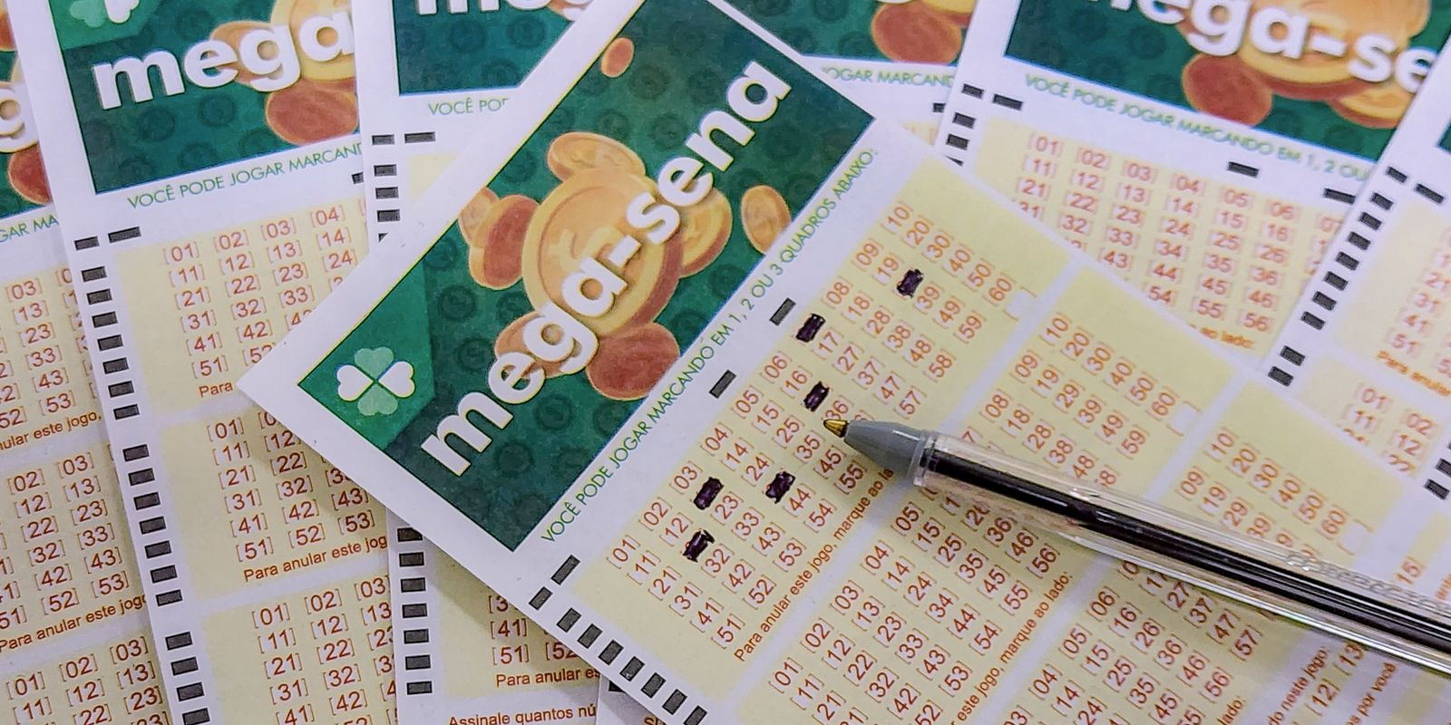 Prêmio da Mega-Sena acumula e pode pagar R$ 135 milhões no próximo sorteio
