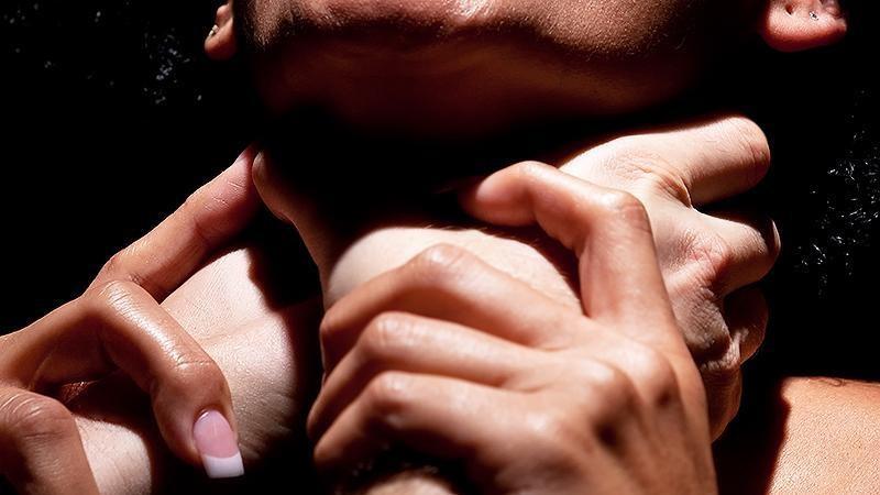 Mulher escapa de estrangulamento e suspeito é baleado com tiros de borracha ao fugir da PM em MT