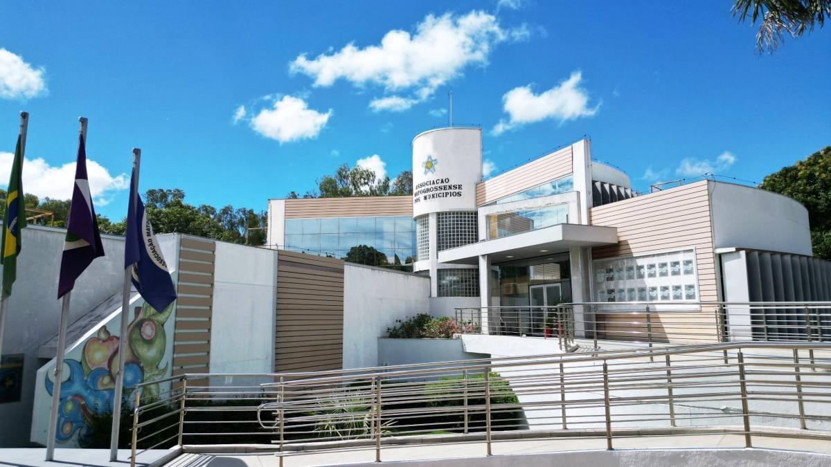 Novo presidente muda estatuto da AMM, aumenta mandato e antecipa eleições