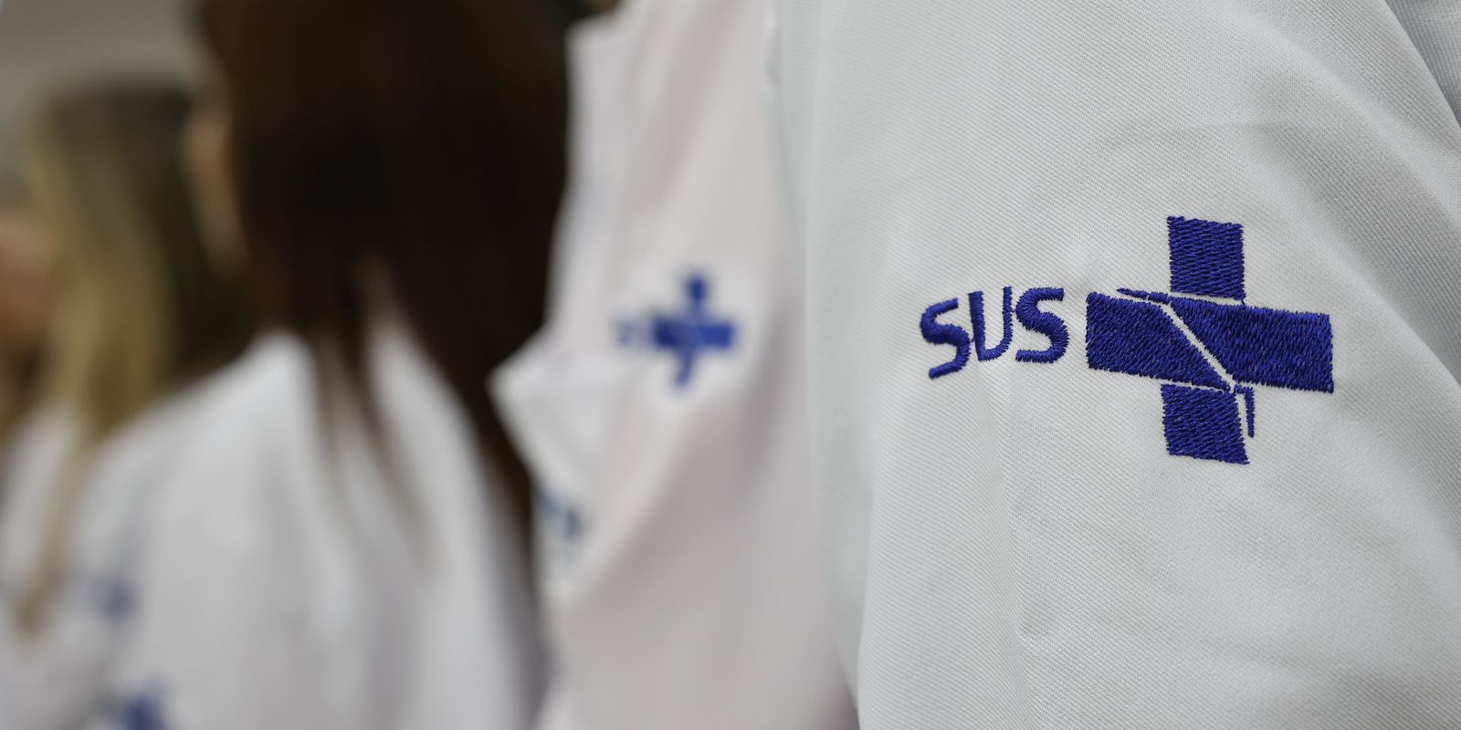 MEC publica novas regras para profissionais de residência em saúde