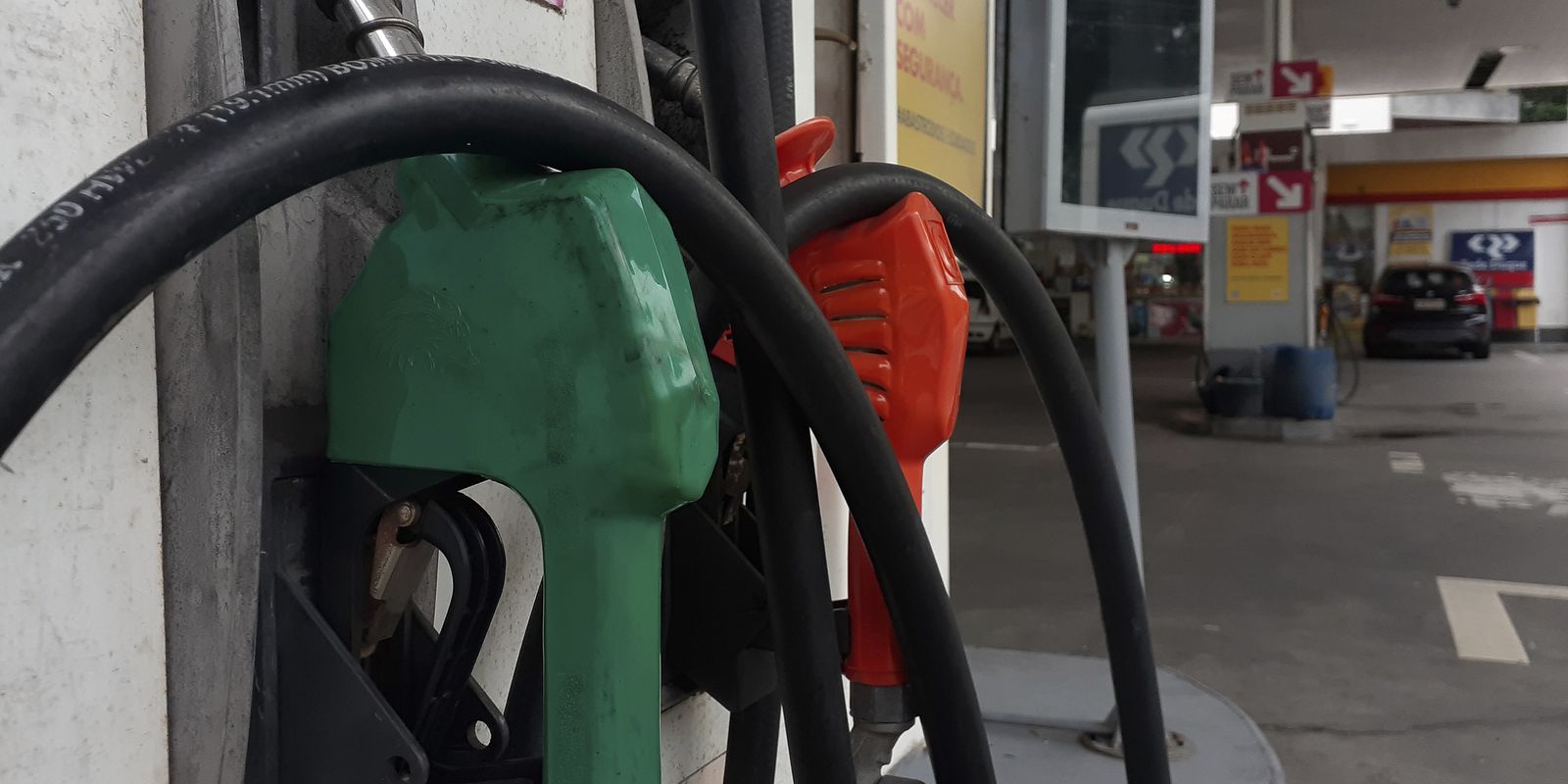 Refinaria de Mataripe anuncia corte de 11,3% no preço da gasolina