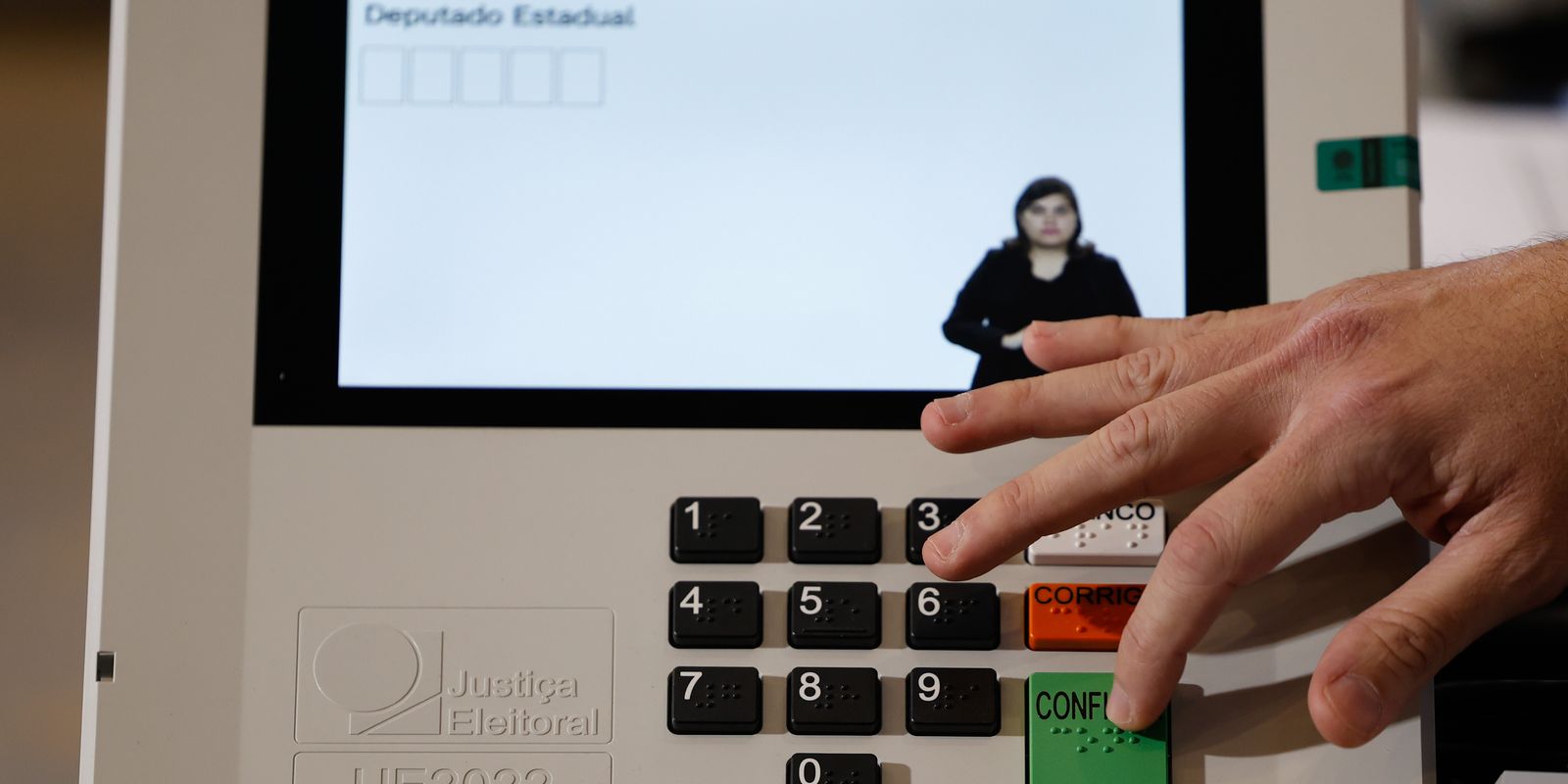 TRE-RJ altera 66 locais de votação para reforçar a segurança e combater o crime organizado