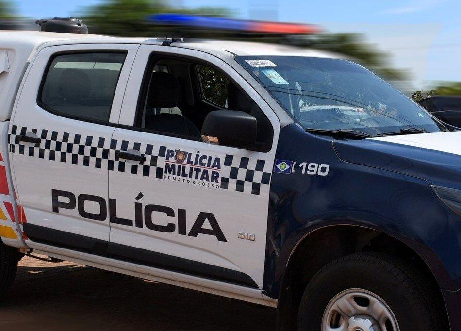 Adolescente de 17 anos foi detida após ser flagrada conduzindo motocicleta sem CNH em Nobres