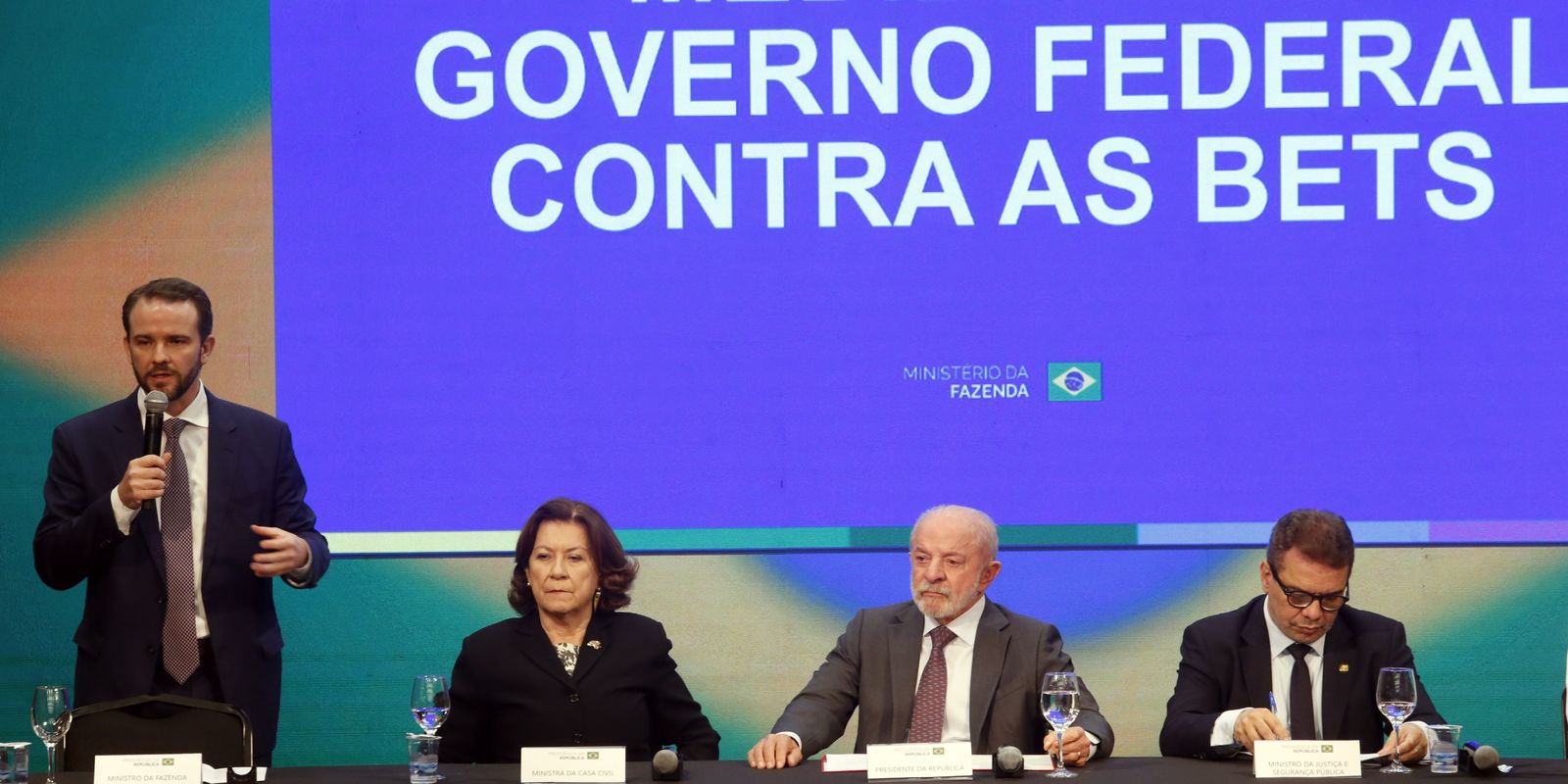 Governo federal anuncia bloqueio imediato de apostas esportivas irregulares