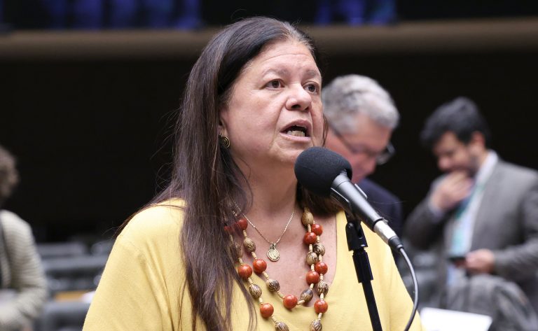 Câmara aprova justiça gratuita para pacientes com neoplasia e deficiência