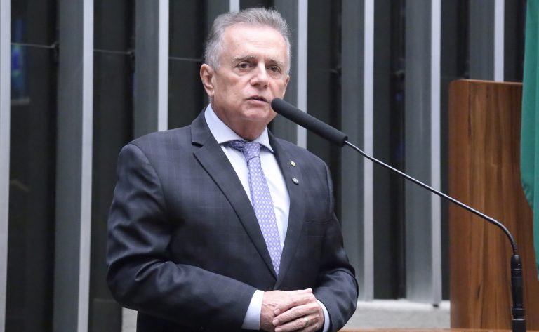 CCJ aprova projeto que exige separação de torcidas nos estádios do país