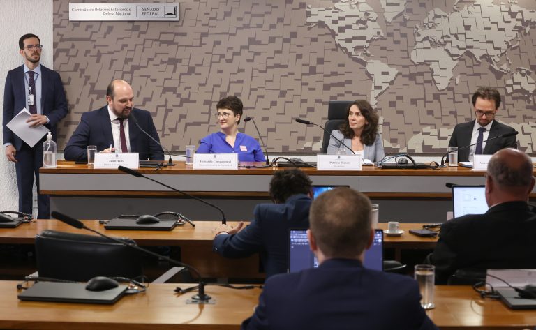 Debates sobre a regulação de redes alertam para riscos à liberdade de expressão
