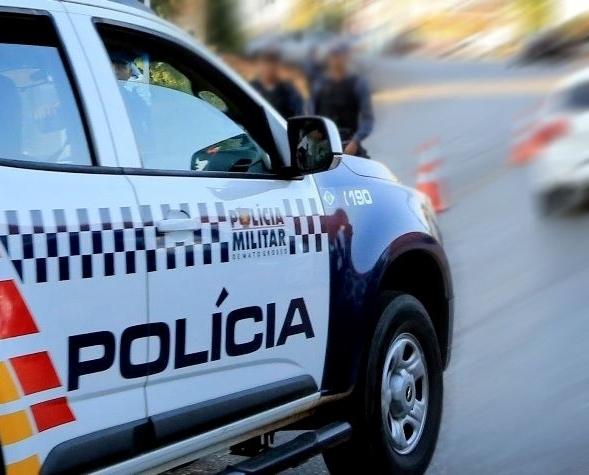 Mãe é presa após jovem de 13 anos entrar em coma por ingestão de álcool