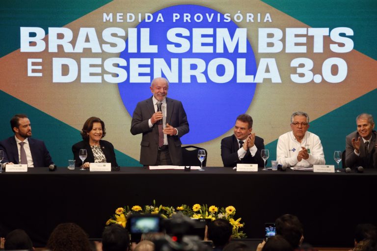 Governo federal envia projeto que torna crime a exploração de bets no Brasil