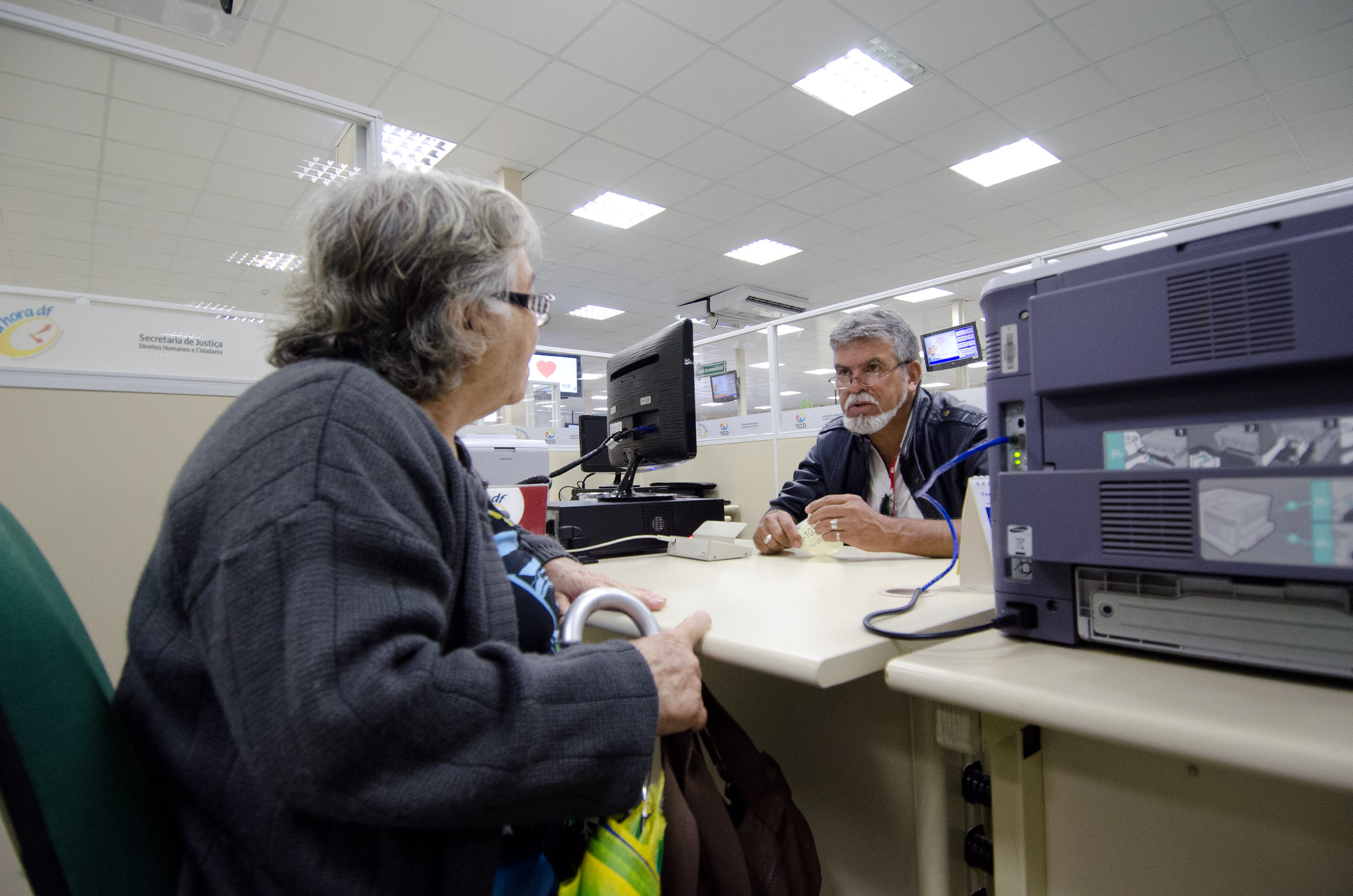 Projeto exige local exclusivo de atendimento a idosos em órgãos públicos