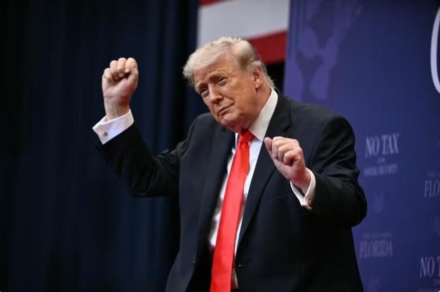 Trump vai cobrar R$ 457 mil por foto com ele em convenção republicana