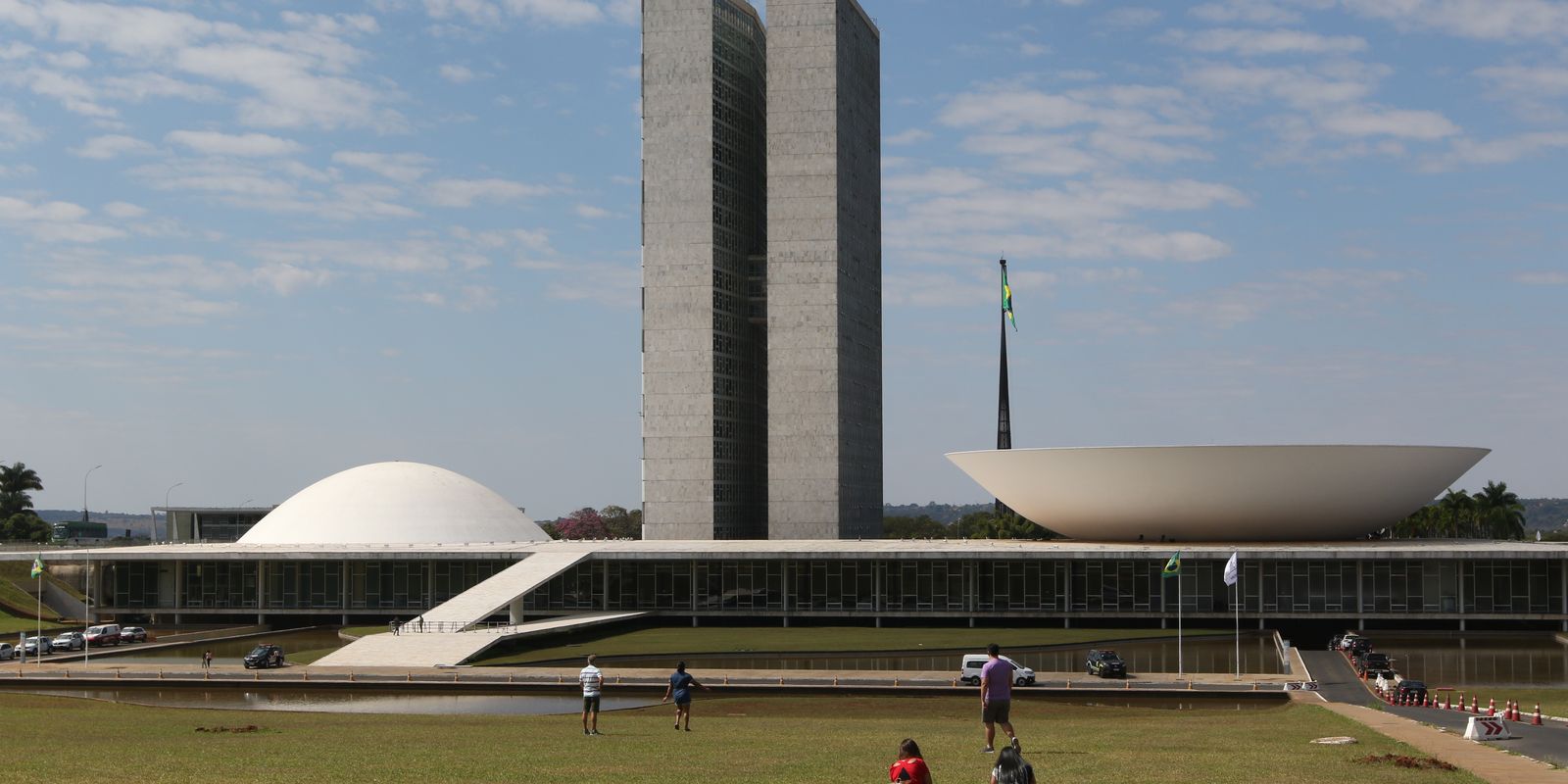 Calendário especial no senado pode acelerar votação da pec da escala 6x1