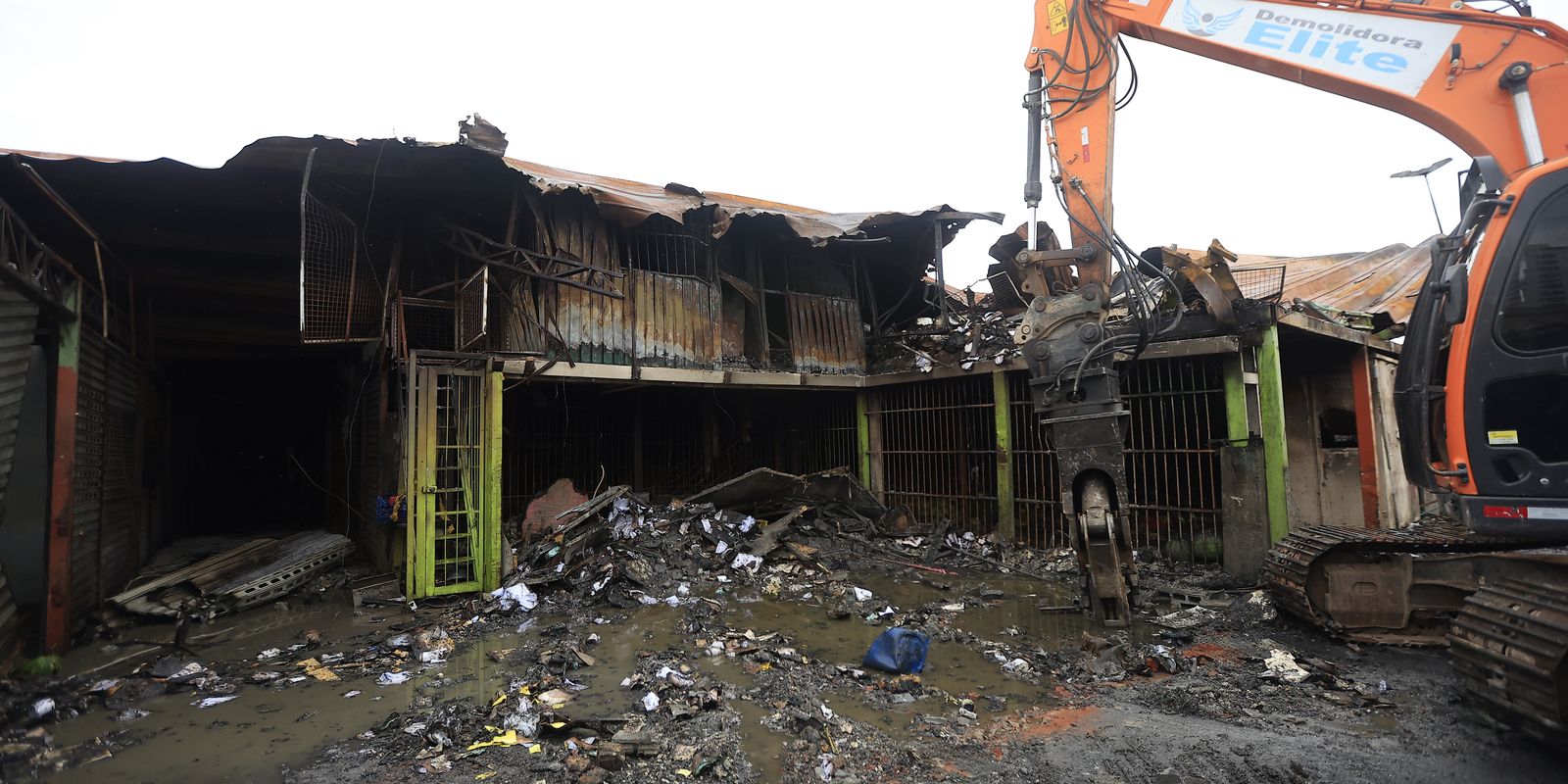 Nova estrutura provisória acelera reconstrução da Ceagesp após incêndio