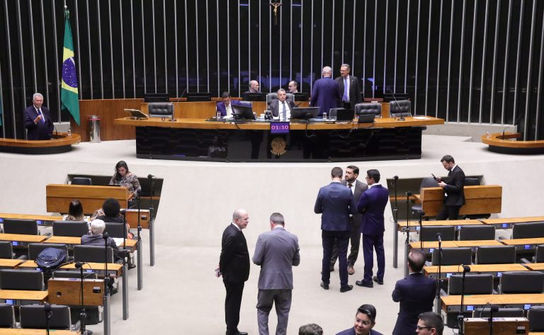 Câmara vota acordo do Mercosul sobre proteção às mulheres em plenário