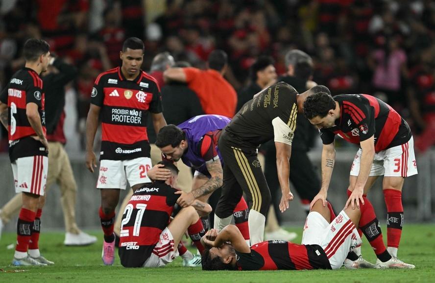 Eliminação do Flamengo na Libertadores ganha manchetes no exterior com tom de incredulidade