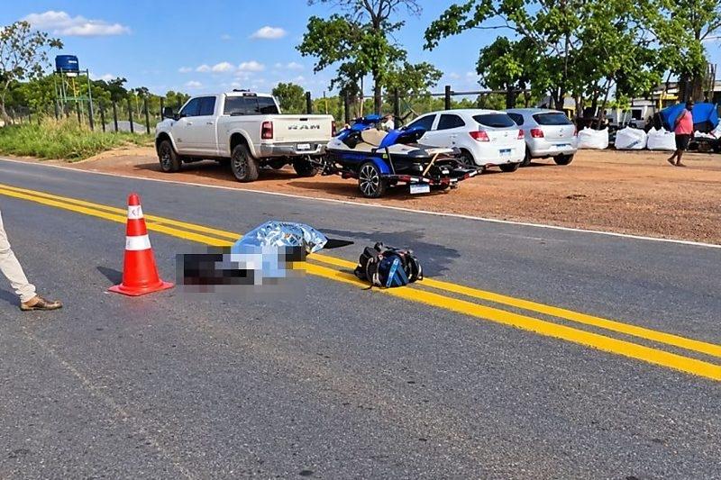 Homem pula de moto e morre atropelado por caminhonete na Estrada do Manso