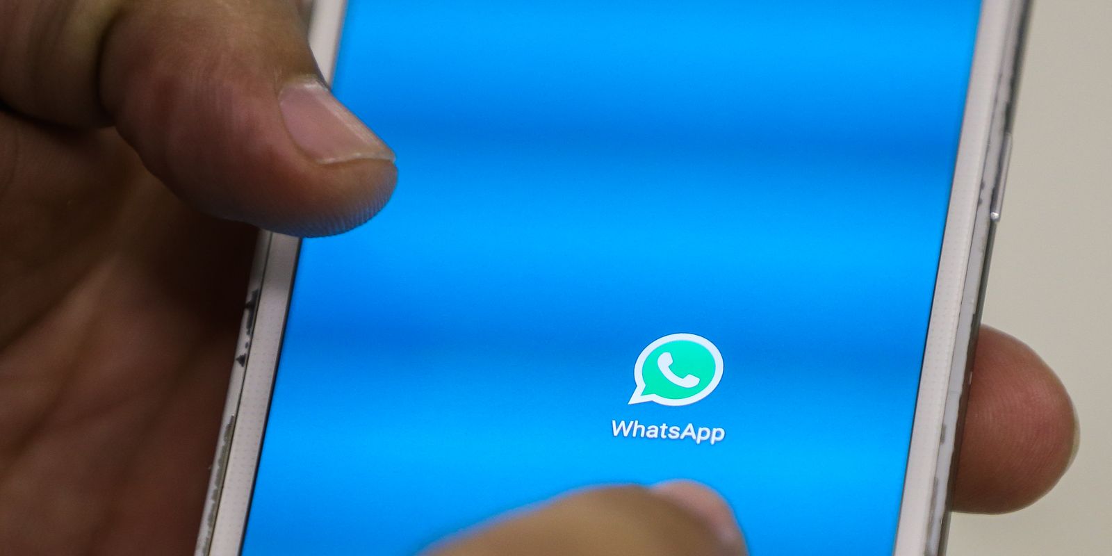 Nunes Marques determina nova suspensão do canal Exército de Lula no WhatsApp