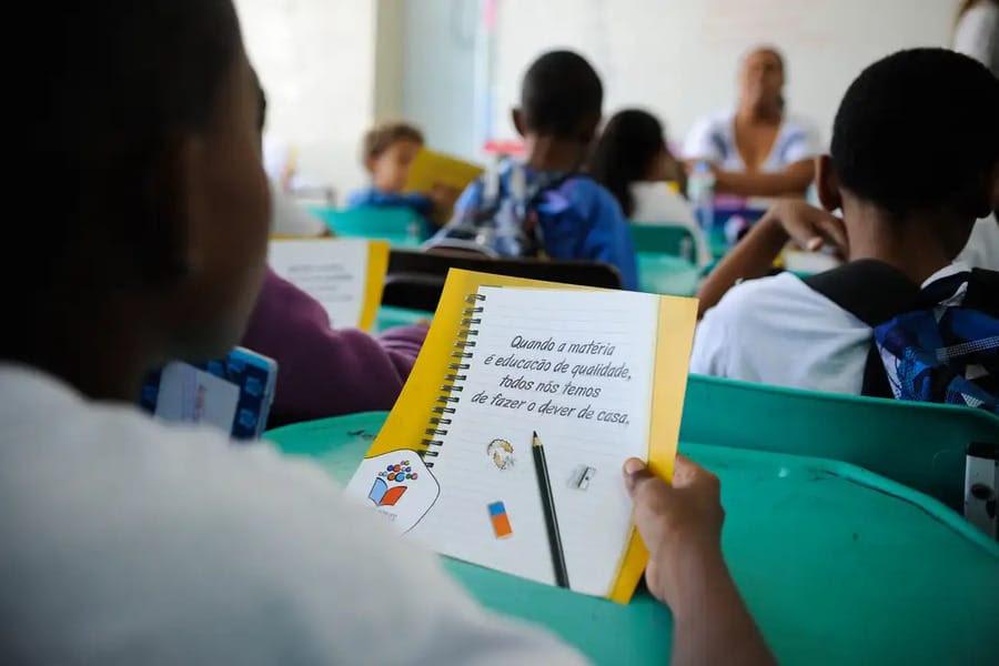 Piso dos professores temporários: STF define limites e data de aplicação