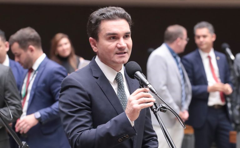 Projeto na Câmara combate a exploração sexual infantil no setor de turismo