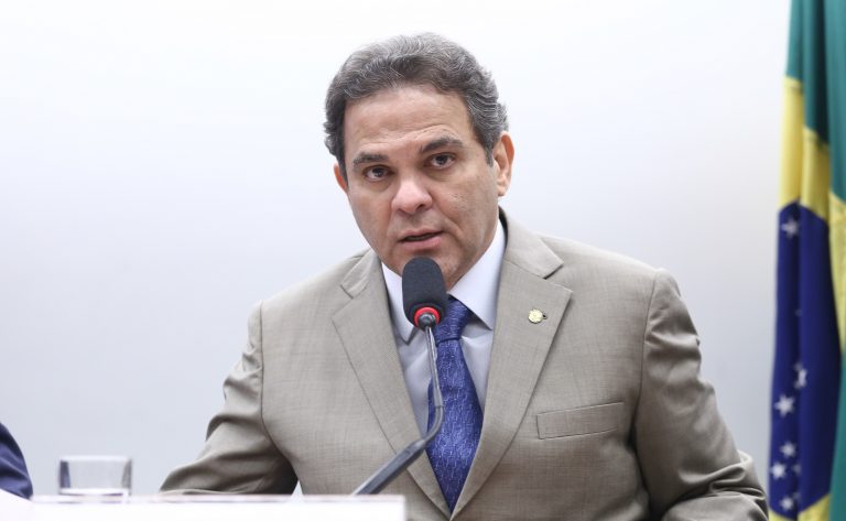 Projeto fixa teor mínimo de açaí para produtos vendidos no Brasil