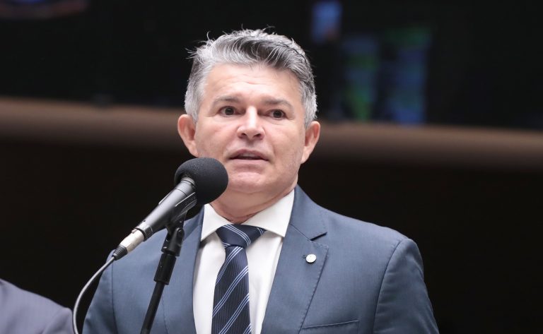 Projeto de lei facilita a venda e troca de áreas públicas por prefeituras