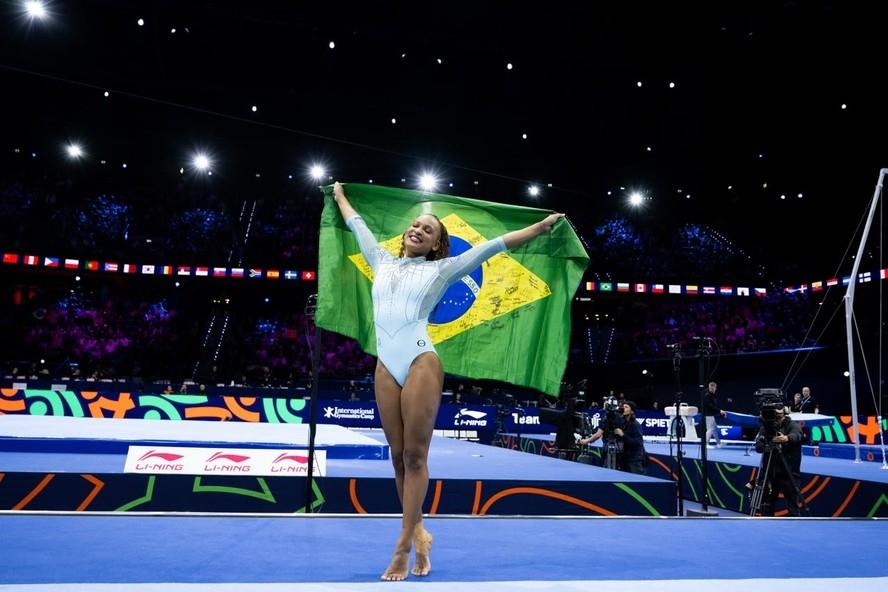 Rebeca Andrade conquista o ouro no salto no Mundial de Ginastica Artística em Roterdã
