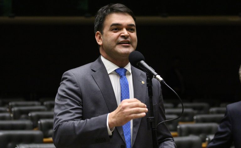 Relator defende perdão de dívidas para microempreendedor individual