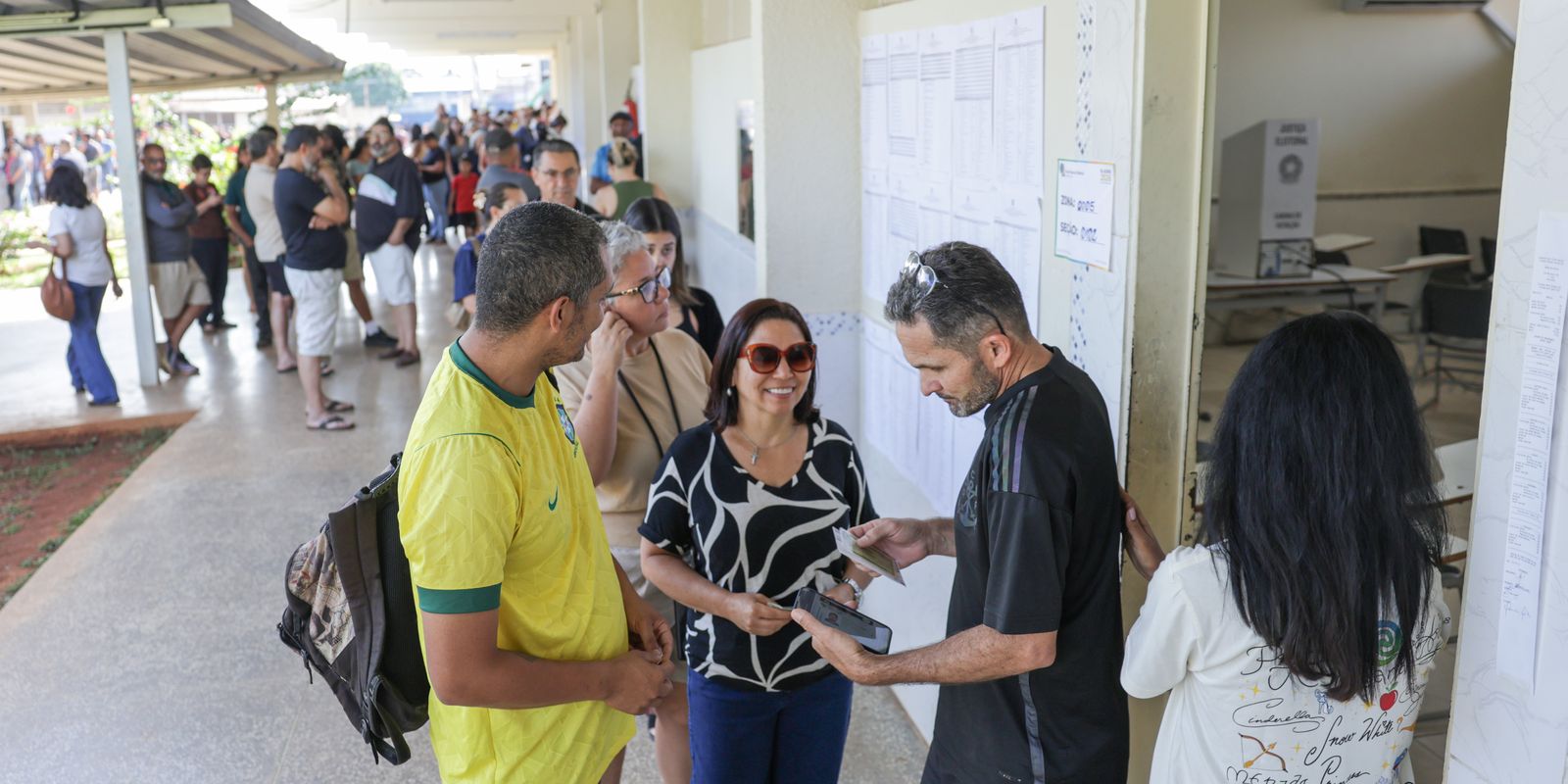 Direito ao voto no dia da eleição garante folga ao trabalhador