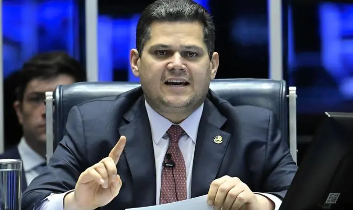 Davi alcolumbre anuncia votação e debate sobre o fim da escala 6x1 no senado