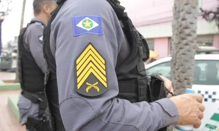 Alunos de 15 anos são detidos após invadir escola, vandalizar salas e pichar facção em Sorriso