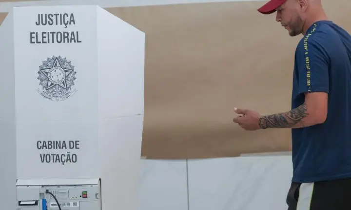 Como fazer sua colinha eleitoral para usar na urna