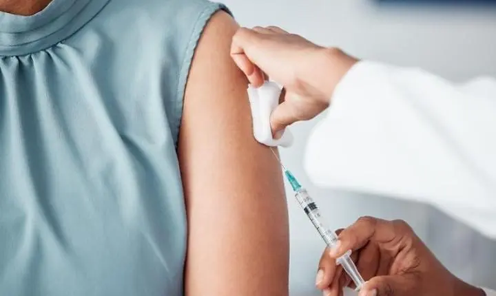 Antibiótico injetável é recolhido pela Anvisa após erro